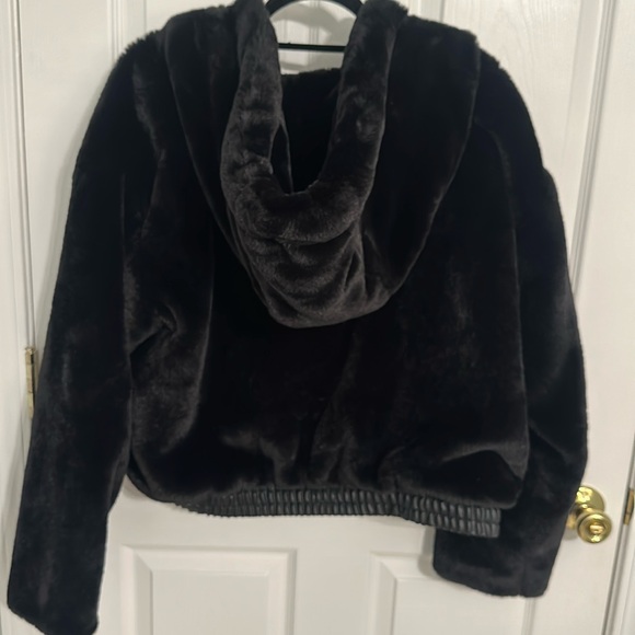 Zara Jacket - Picture 8 of 12